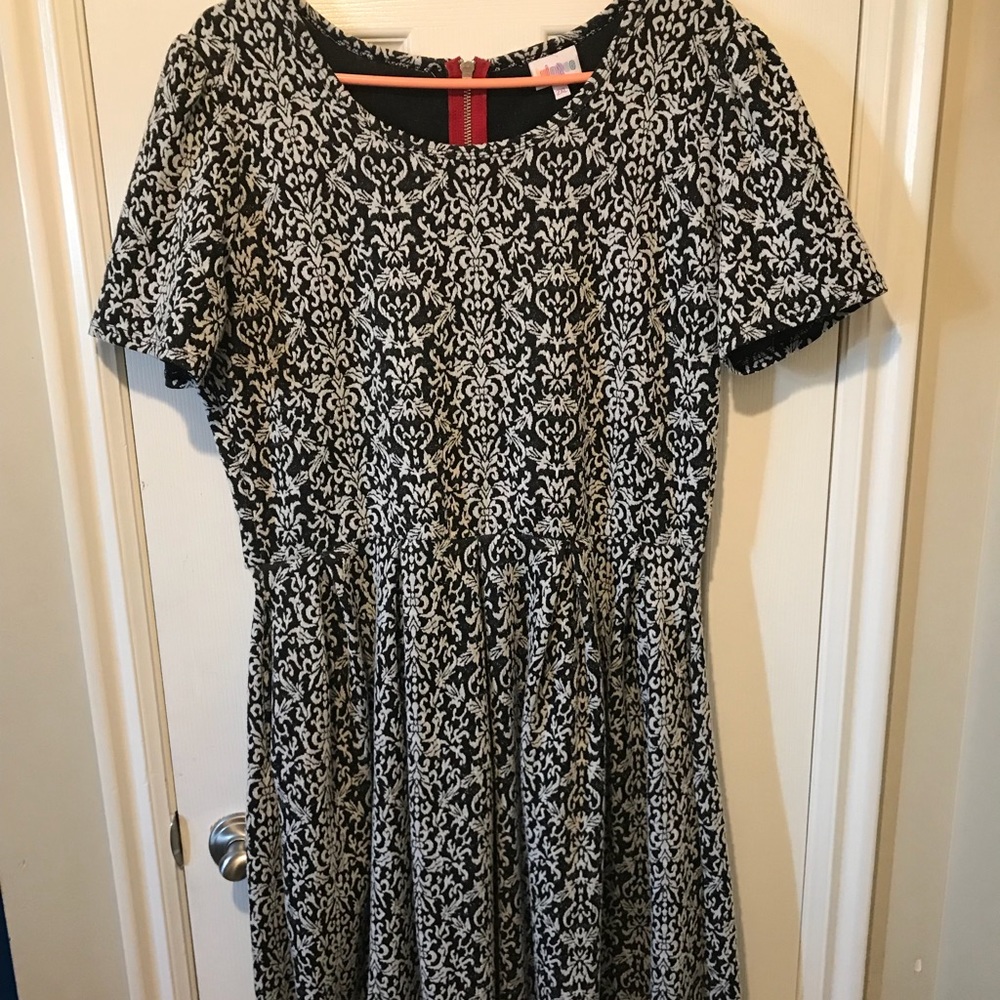 Lularoe Amelia dress